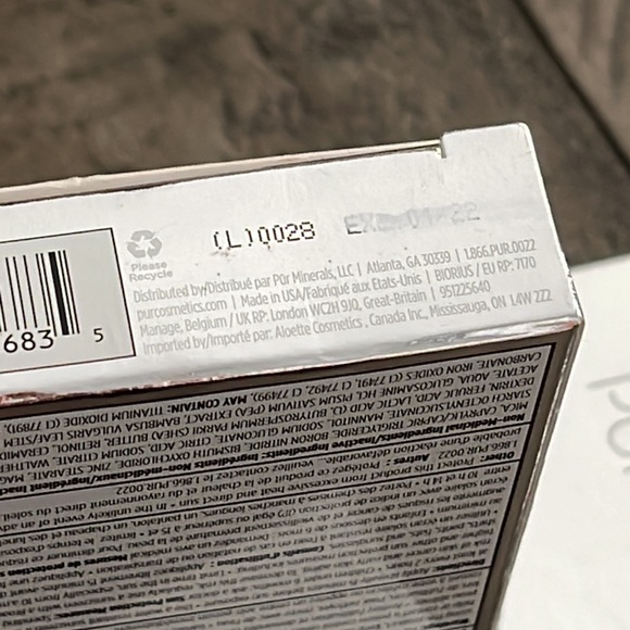 PUR 4-in-1 Pressed Mineral Makeup SPF 15 - Picture 10 of 10